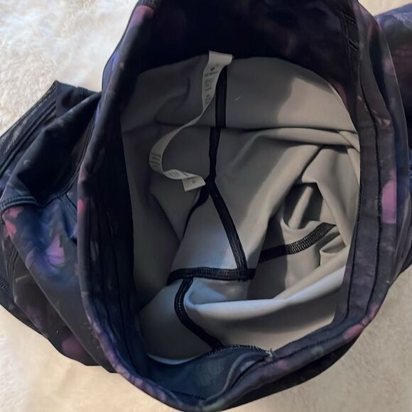 Lululemon Floral Print Wunder Under Crop Leggings Frozen Flourish Size 4 - Picture 8 of 15